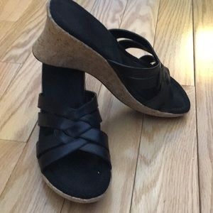 Wedge sandals size 10